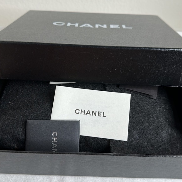 Chanel caviar long zip wallet - Picture 13 of 13